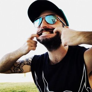 Meet your Posher, Joel